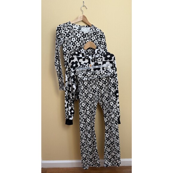 Wild Fable Black White Flowers Floral THREE PIECE SET Hoodie, Top, Pants Small - Picture 1 of 13